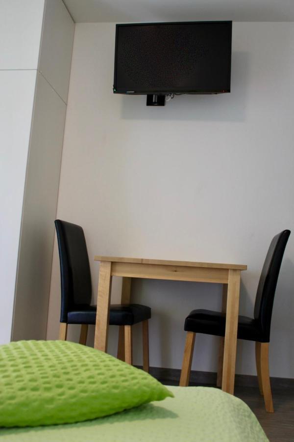 Filipovic Apartmani Medulin Exteriör bild
