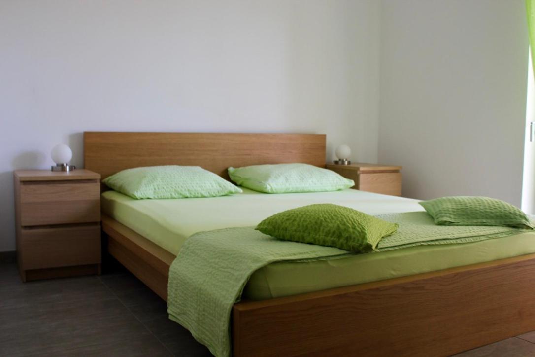 Filipovic Apartmani Medulin Exteriör bild