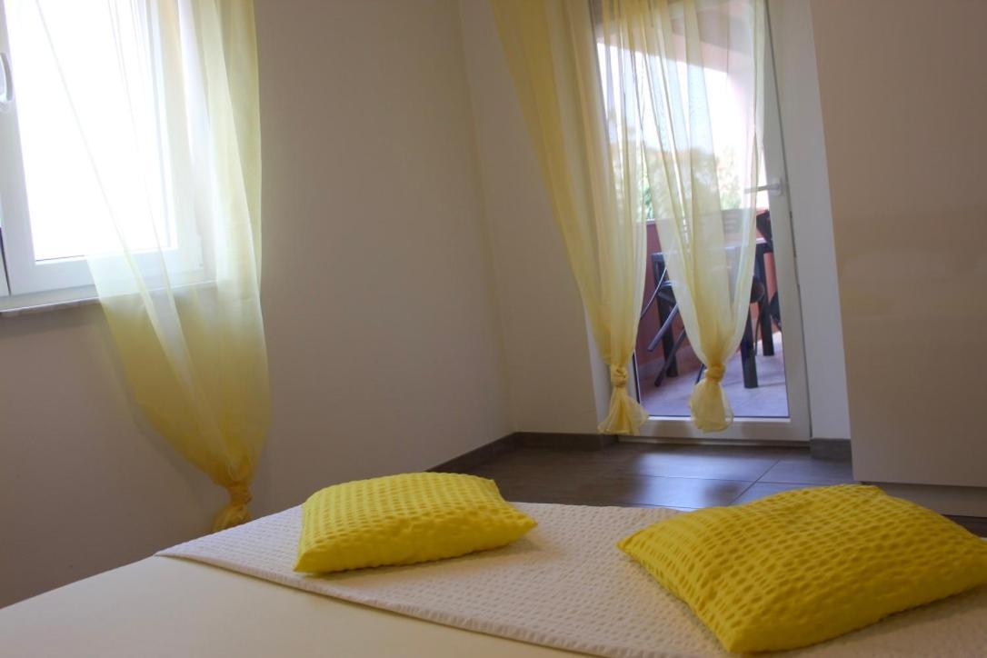 Filipovic Apartmani Medulin Exteriör bild